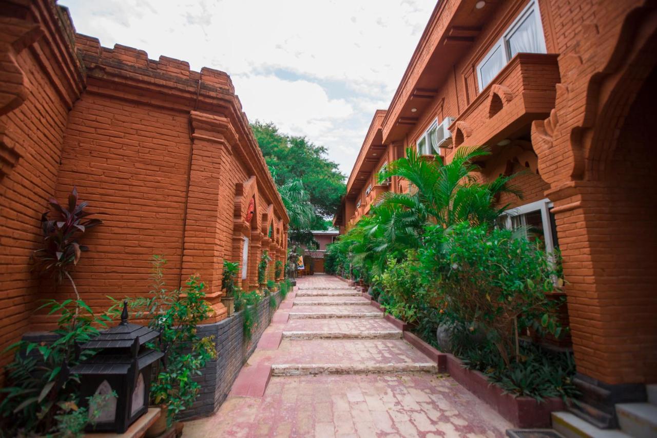 Hotel Sincere Smile Bagan New Bagan Exterior foto